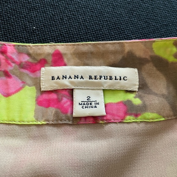 Banana Republic Floral Skirt | 2 - Picture 7 of 7